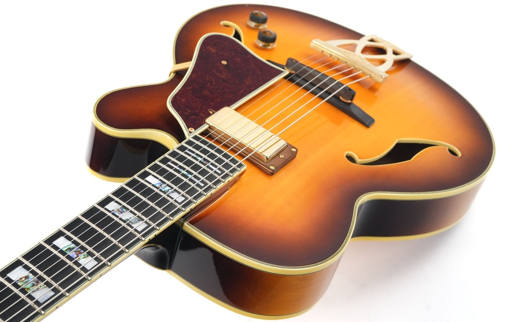 Ibanez AF207 sunburst 1996-8.jpg