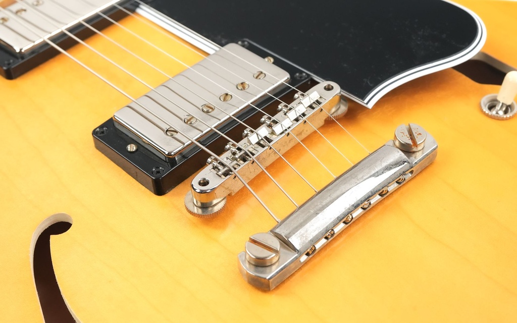 Gibson Custom Shop Murphy Lab 1959 ES335 Reissue ultra light aged vintage natural-11.jpg