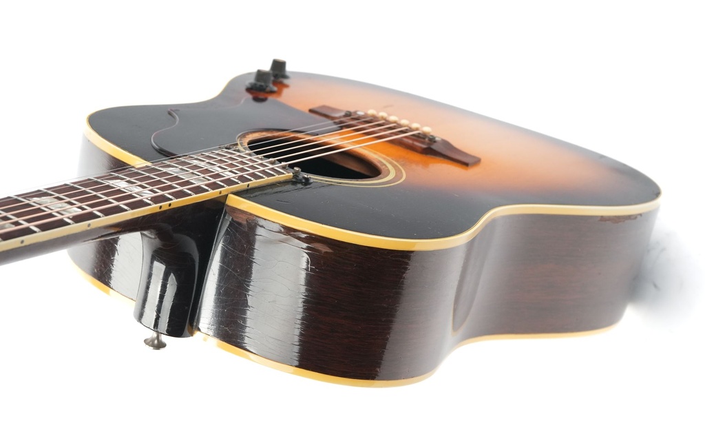 Gibson J160E Sunburst 1967-68-8.jpg