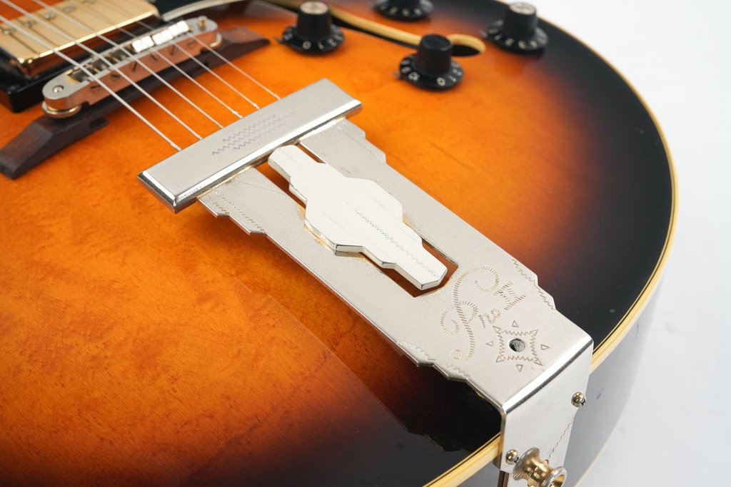 Aria Pro II EP175 Herb Ellis 1982-13.jpg