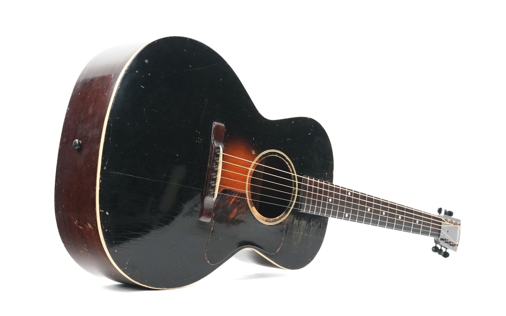 Gibson L00 1933-12.jpg