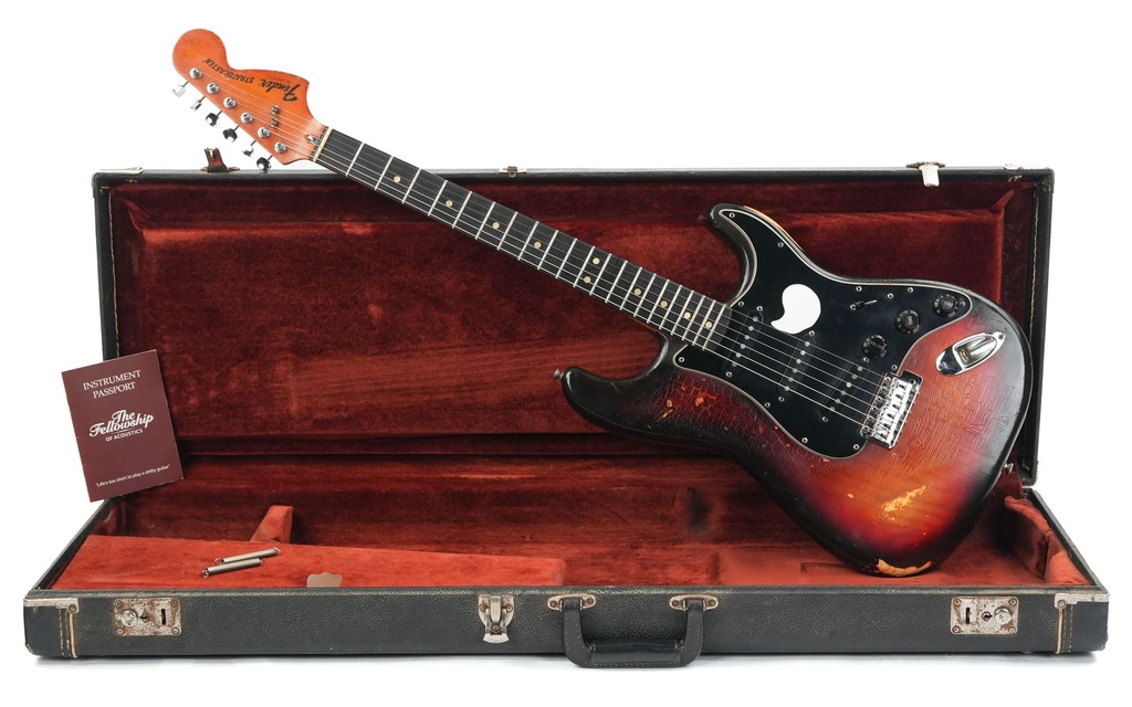 Fender Stratocaster Sunburst 1976.jpg