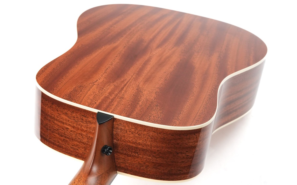 Taylor Gold Label Trey Hensley Signature 510e-9.jpg