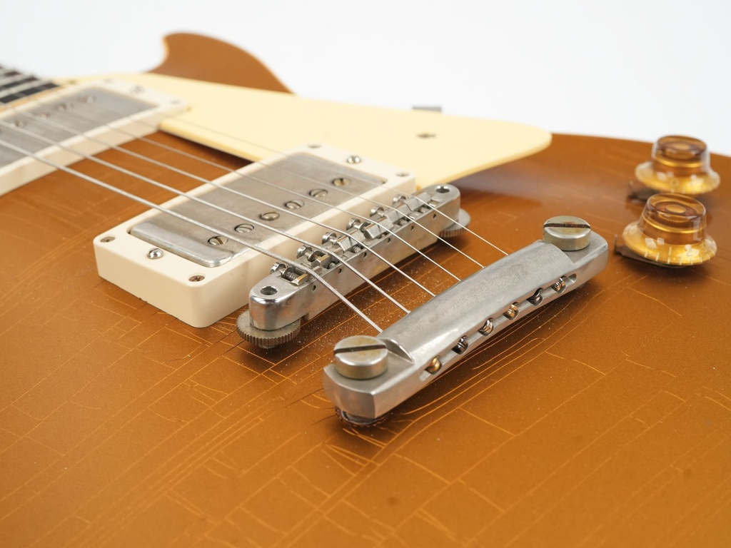 Gibson 1957 Les Paul Goldtop Reissue Ultra Light Aged Double Gold 2025-10.jpg