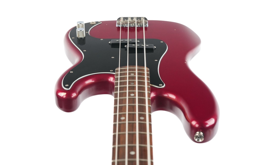 Fender Nate Mendel Precision Bass Candy Apple Red Light Aged 2016-12.jpg