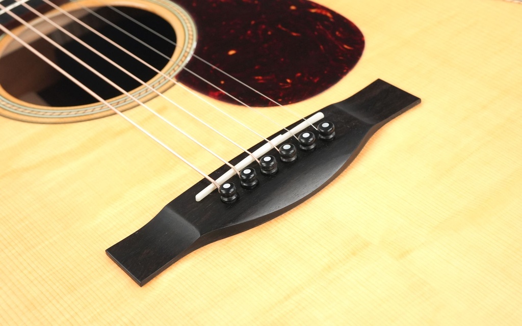 Santa Cruz OM custom Bearclaw German Spruce Indian Rosewood 2017-10.jpg