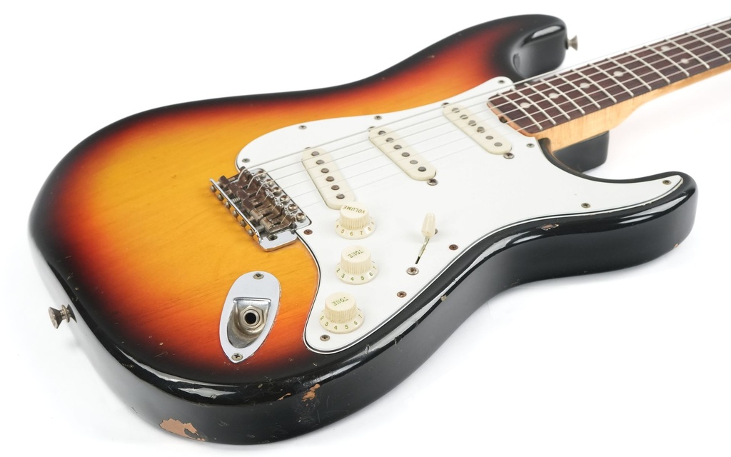 Fender Stratocaster Sunburst 1970-11.jpg