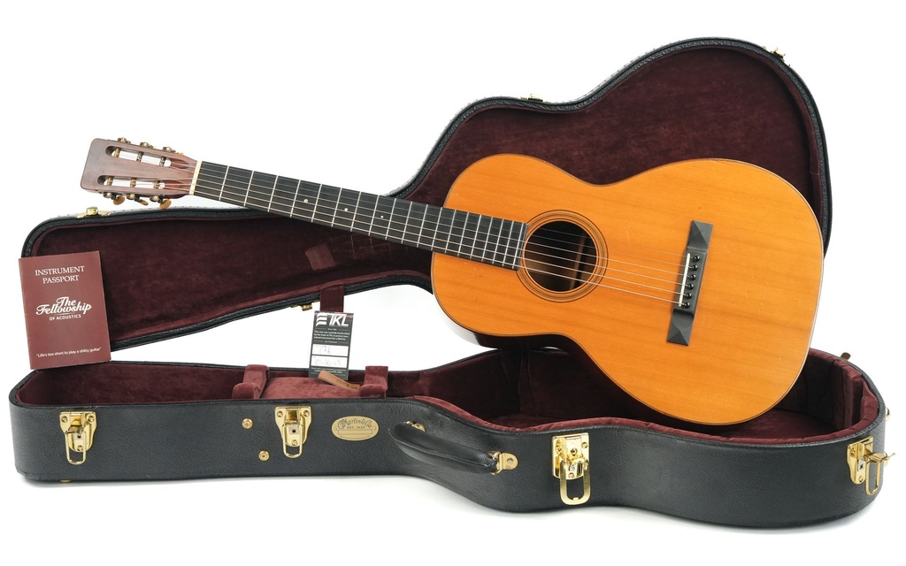 Martin 017 Spruce Mahogany 1911.jpg