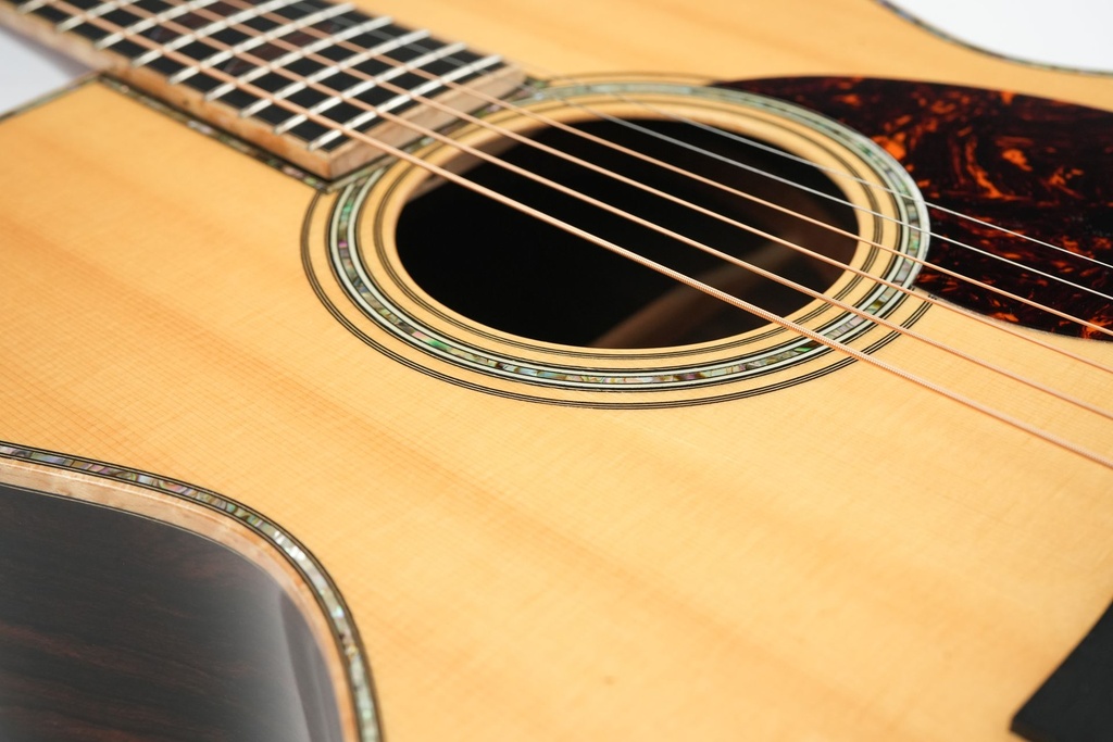 Martin OM42 Ziricote Italian Spruce Custom 2014-11.jpg