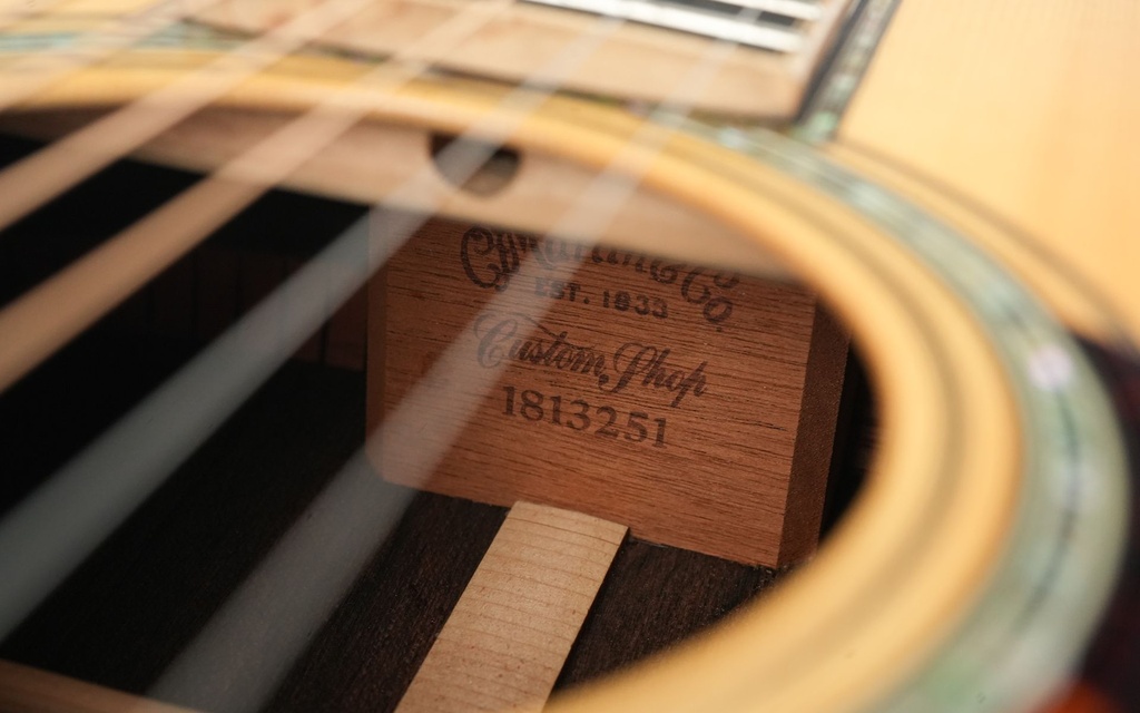 Martin OM42 Ziricote Italian Spruce Custom 2014-12.jpg