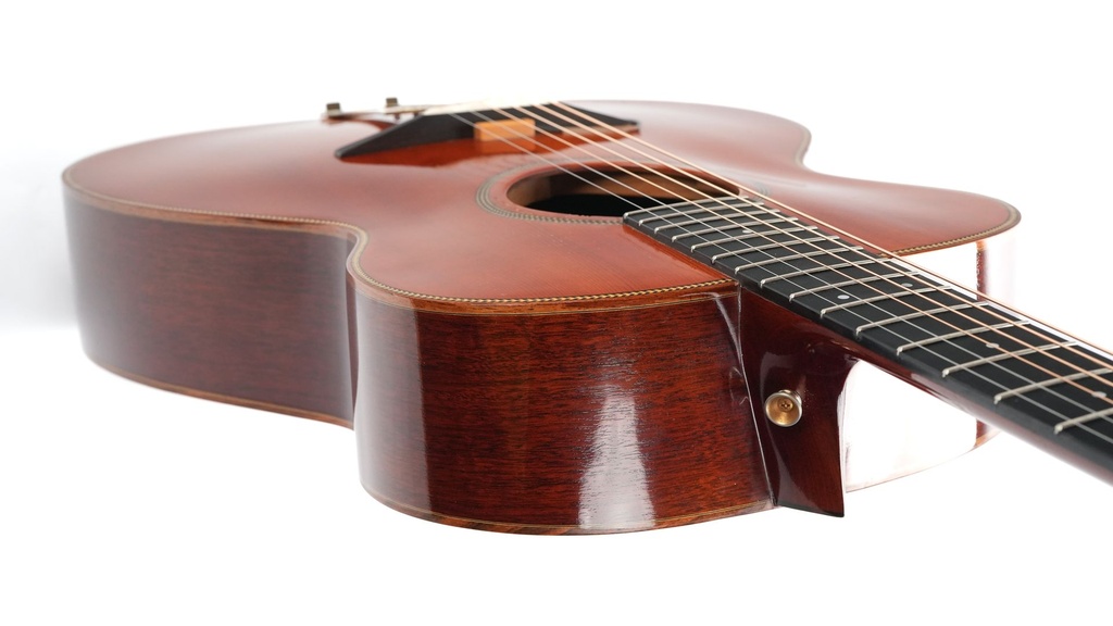 Sobell Archtop 1983-8.jpg