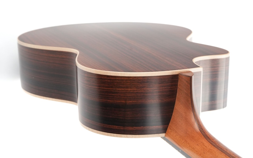 Lowden S32J Indian Rosewood-9.jpg