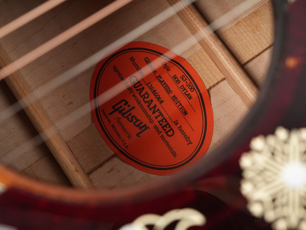 Gibson SJ200 Bob Dylan Players Edition 2016-13.jpg