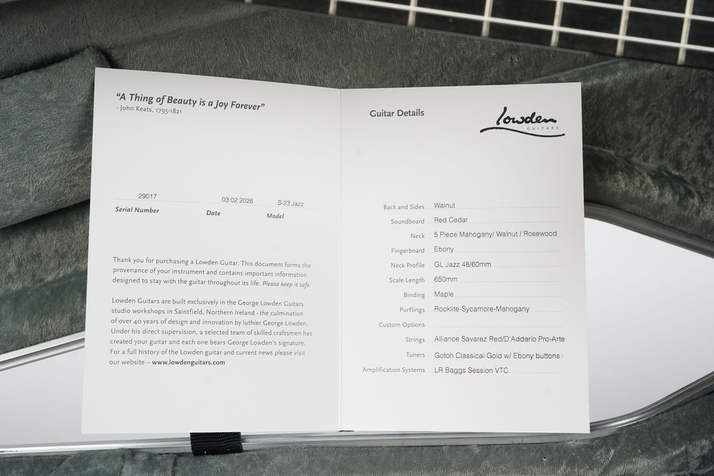 Lowden S23J Walnut Red Cedar-2.jpg