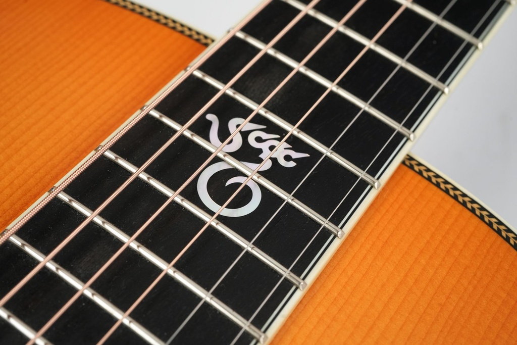 Santa Cruz 00 Eric Skye Cocobolo Adirondack 2015-13.jpg