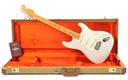 Fender Stratocaster Eric Johnson White Blonde 2006.jpg