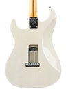 Fender Stratocaster Eric Johnson White Blonde 2006-7.jpg