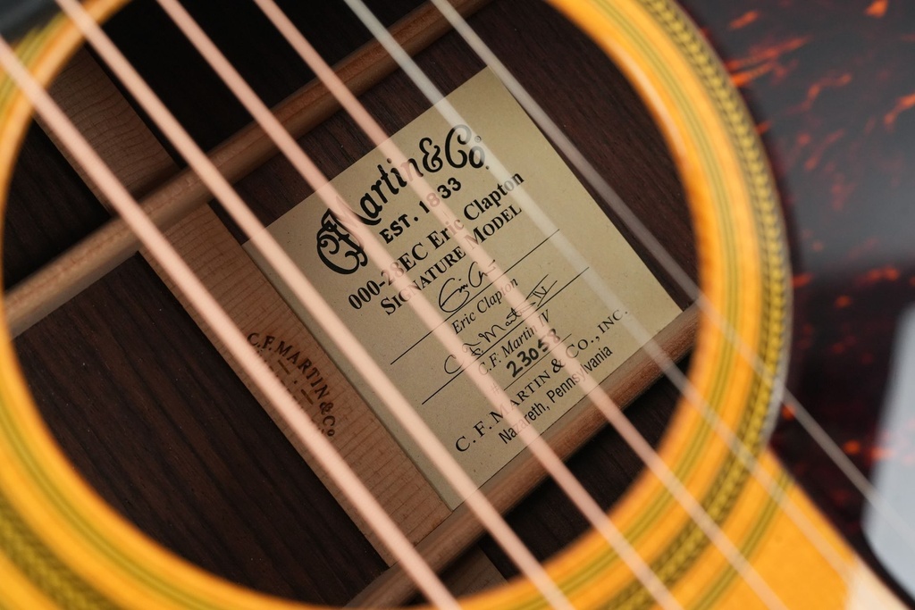 Martin 00028EC Eric Clapton 2018-11.jpg