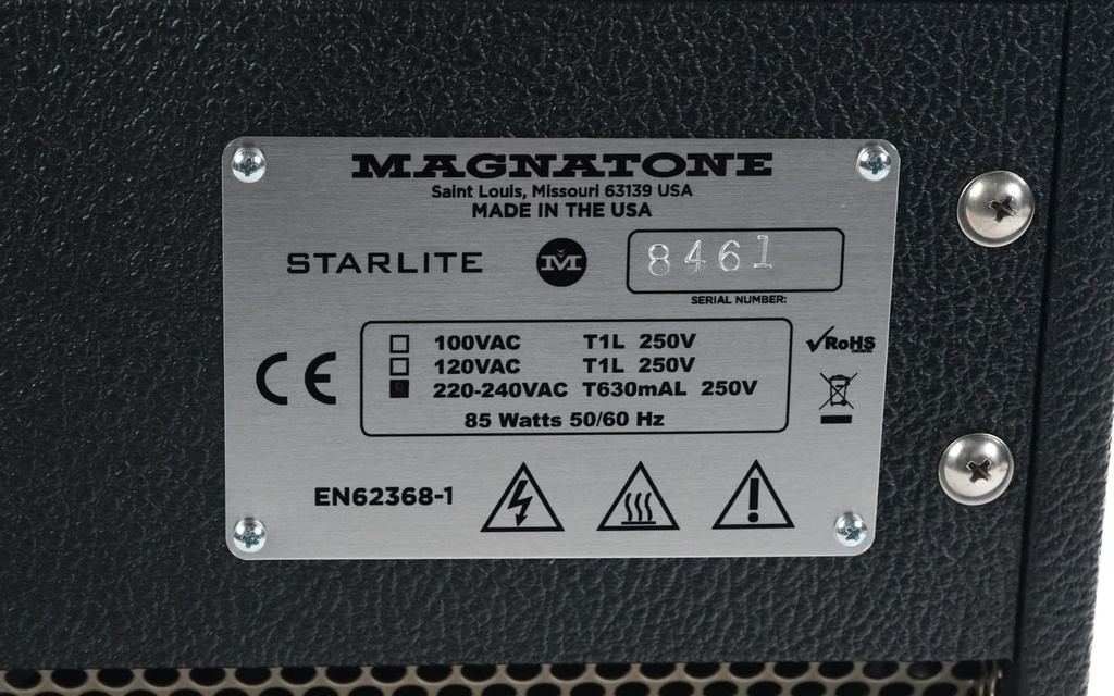 Magnatone Starlite Reverb 1x8 Combo Traditional Black-7.jpg