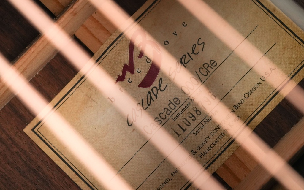 Breedlove Cascade Revival 000-CRe 2011-11.jpg