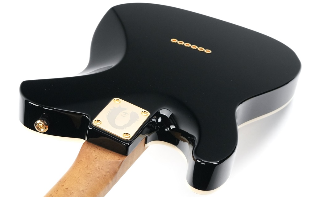 Suhr Mateus Asato Classic T MN BK 2021-9.jpg