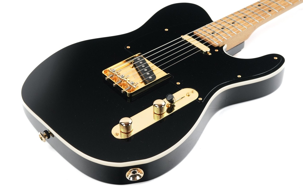 Suhr Mateus Asato Classic T MN BK 2021-11.jpg