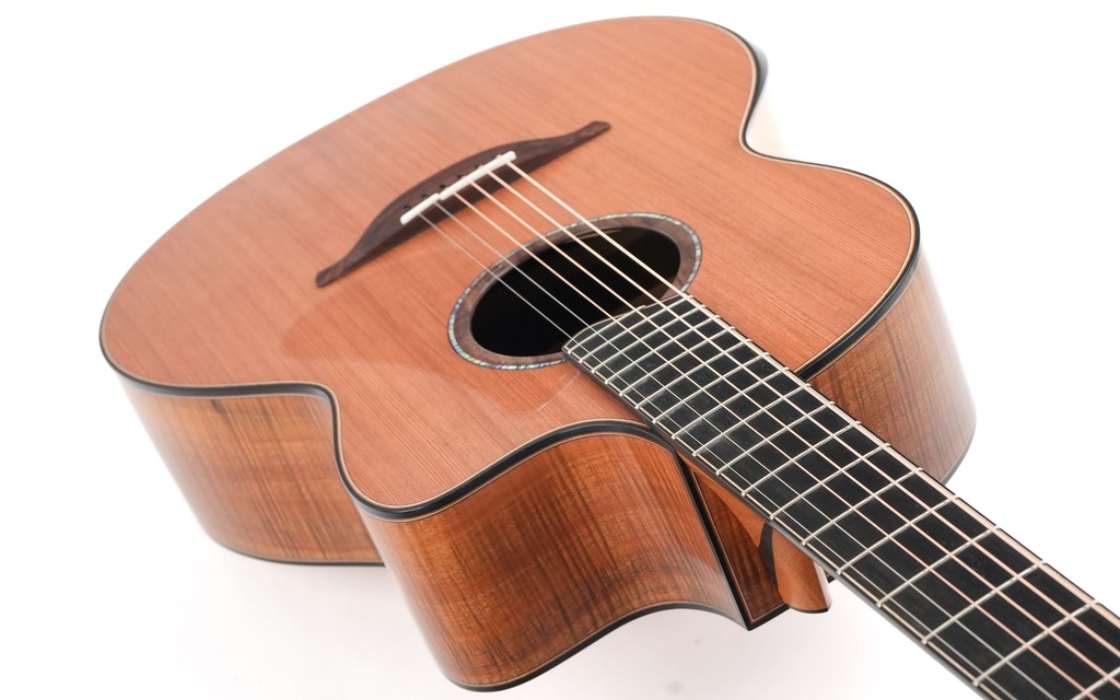 Lowden F50C Mastergrade Koa Sinker Redwood-9.jpg