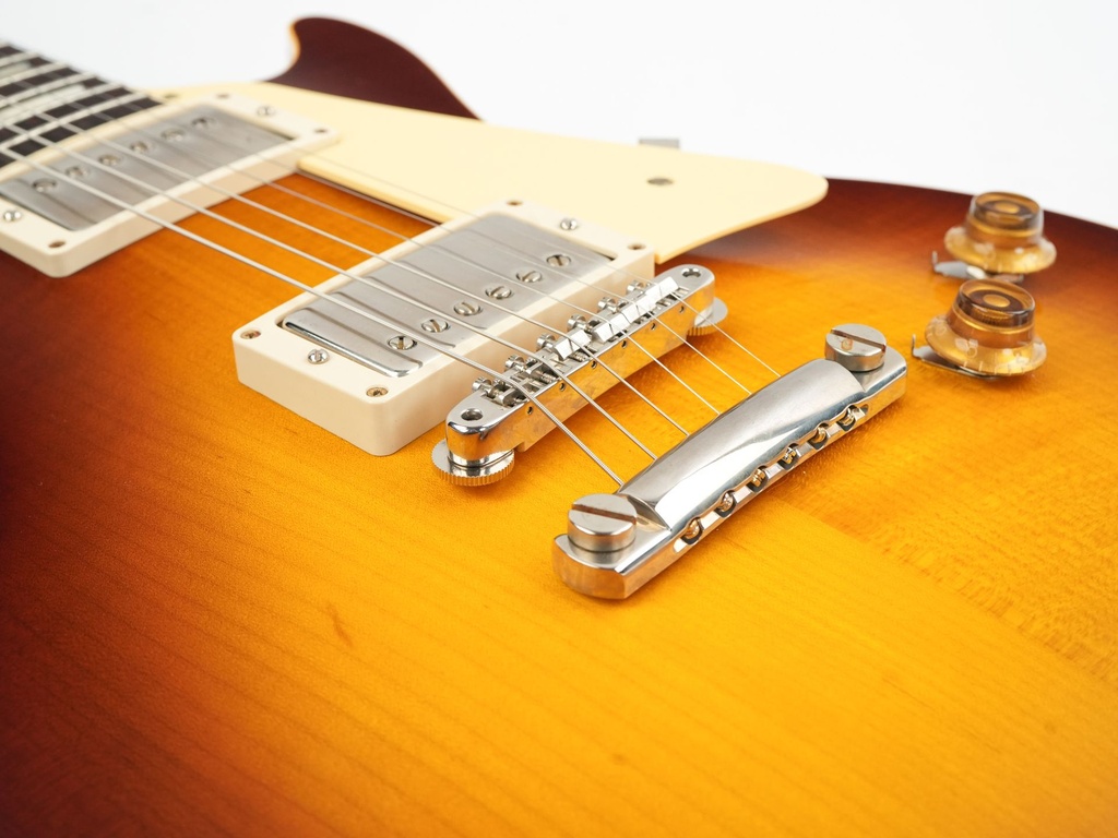 Gibson 1958 Les Paul Standard Reissue VOS Iced Tea Burst-10.jpg