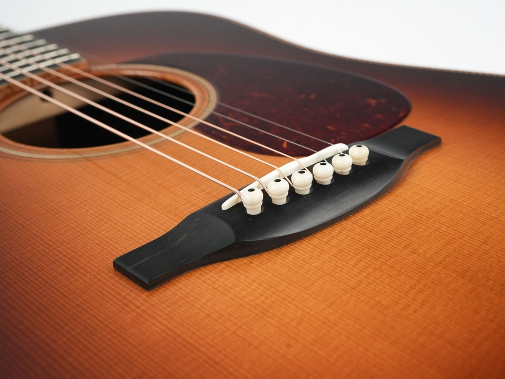 Bourgeois DB Signature Deluxe D Madagascar Rosewood Adirondack Spruce Sunburst 2025-10.jpg