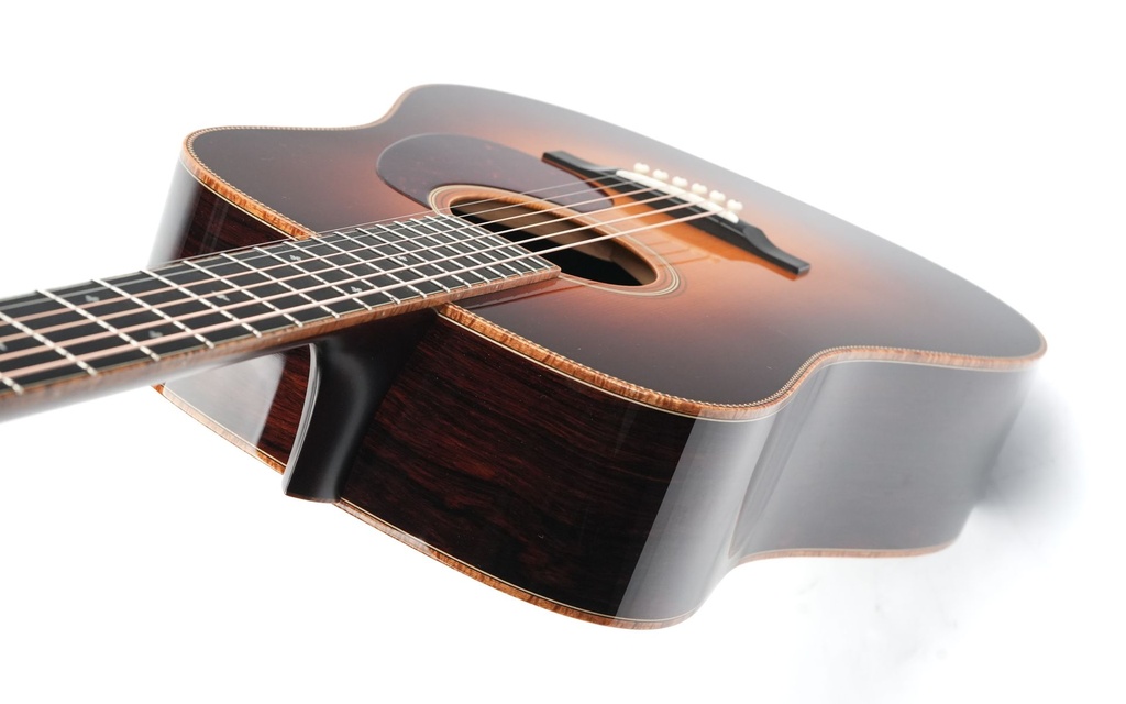 Bourgeois DB Signature Deluxe D Madagascar Rosewood Adirondack Spruce Sunburst 2025-8.jpg
