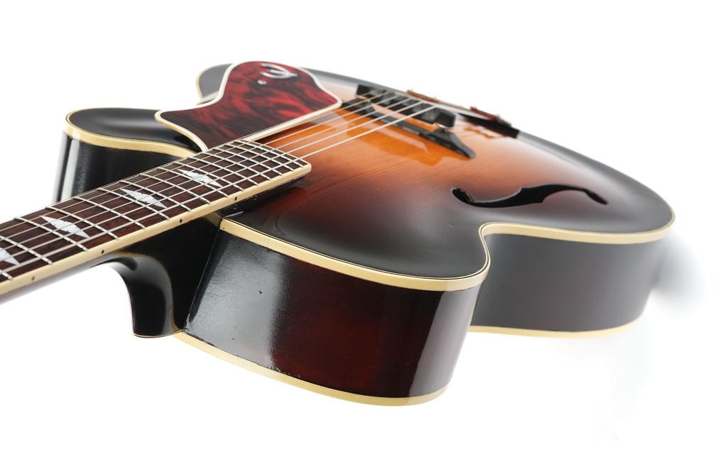 Epiphone Triumph Regent 1953-8.jpg