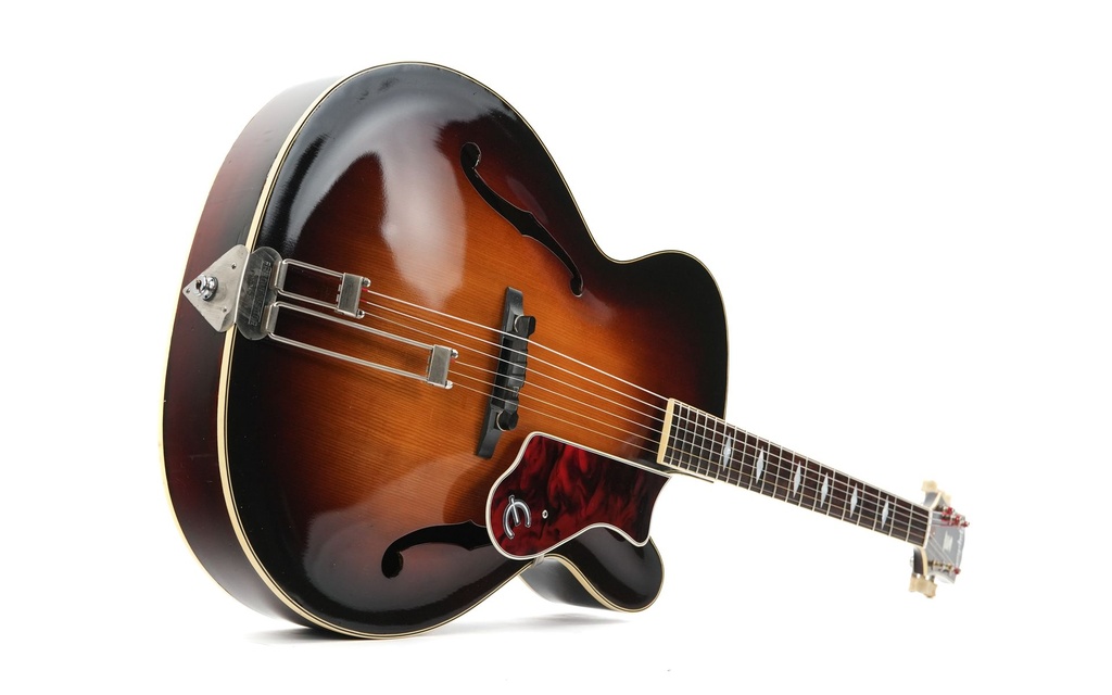 Epiphone Triumph Regent 1953-14.jpg