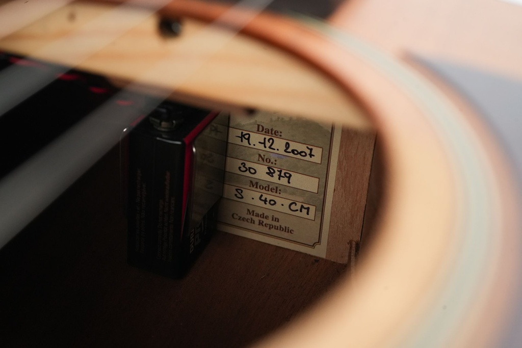 Furch S40 Cedar Mahogany 2007-13.jpg