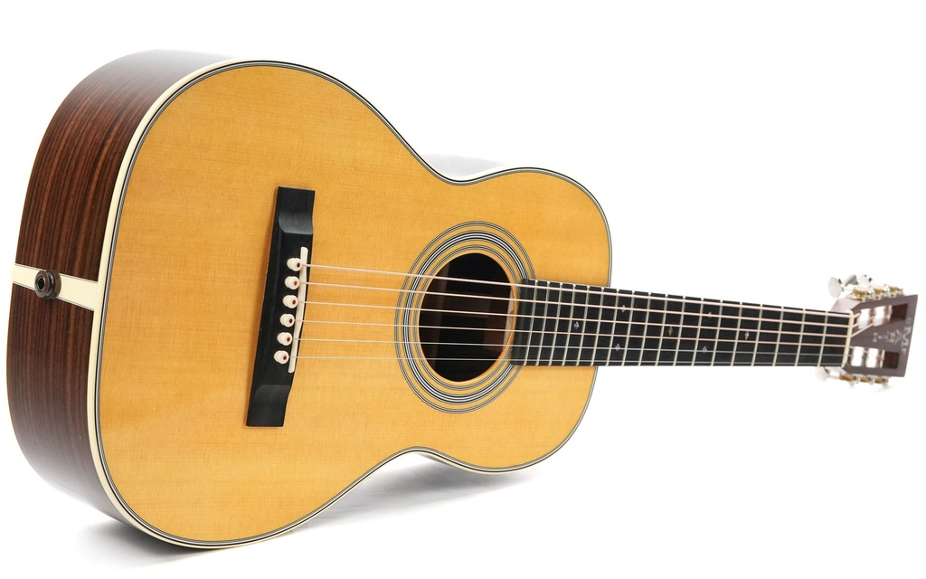 Martin Custom Shop 5-28 Spruce Rosewood 2024-10.jpg