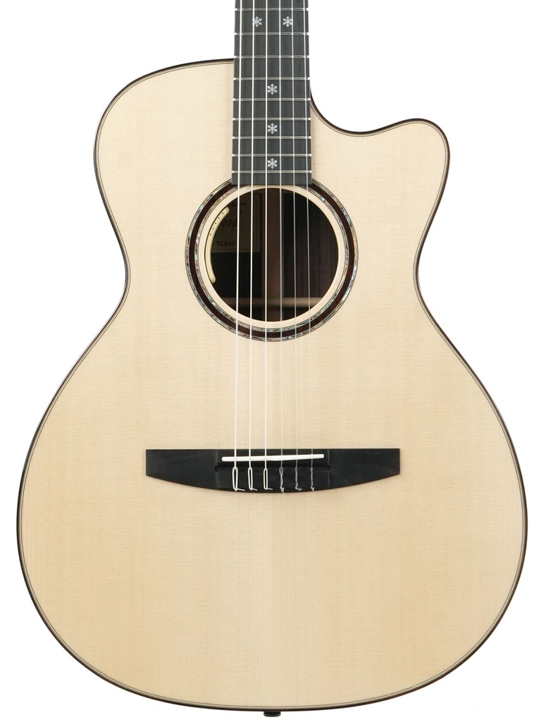 Lakewood M32CP-3.jpg