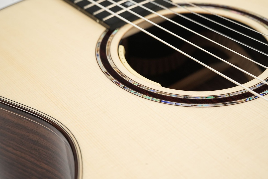 Lakewood M32CP-11.jpg