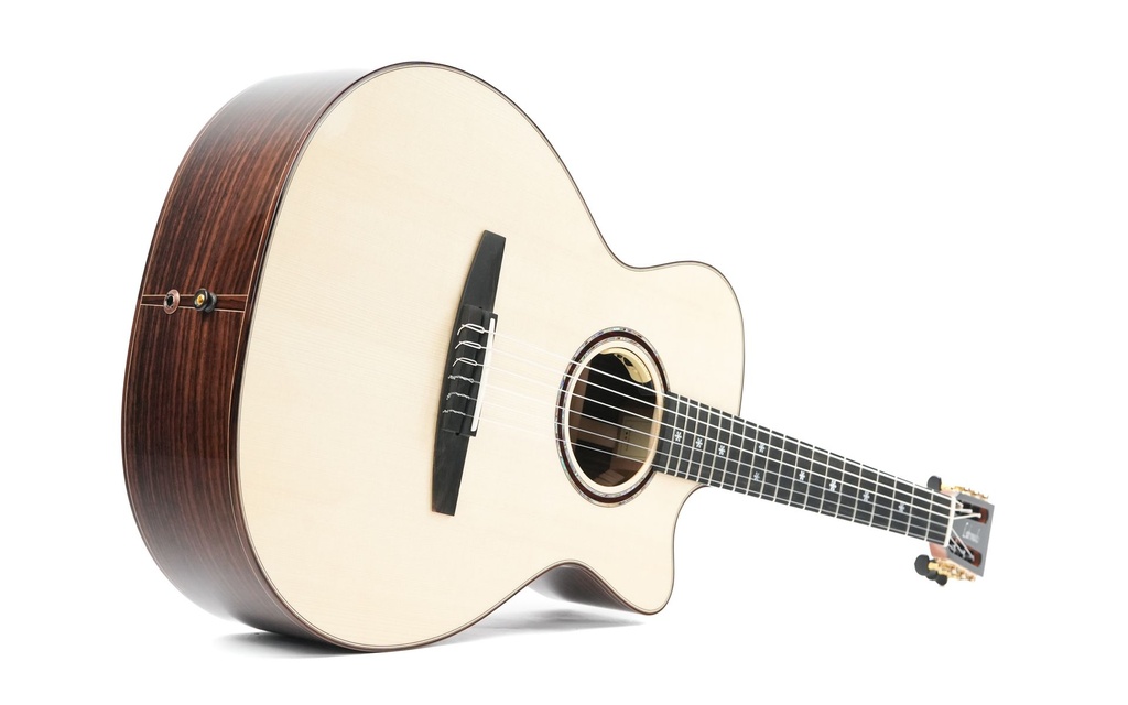 Lakewood M32CP-13.jpg