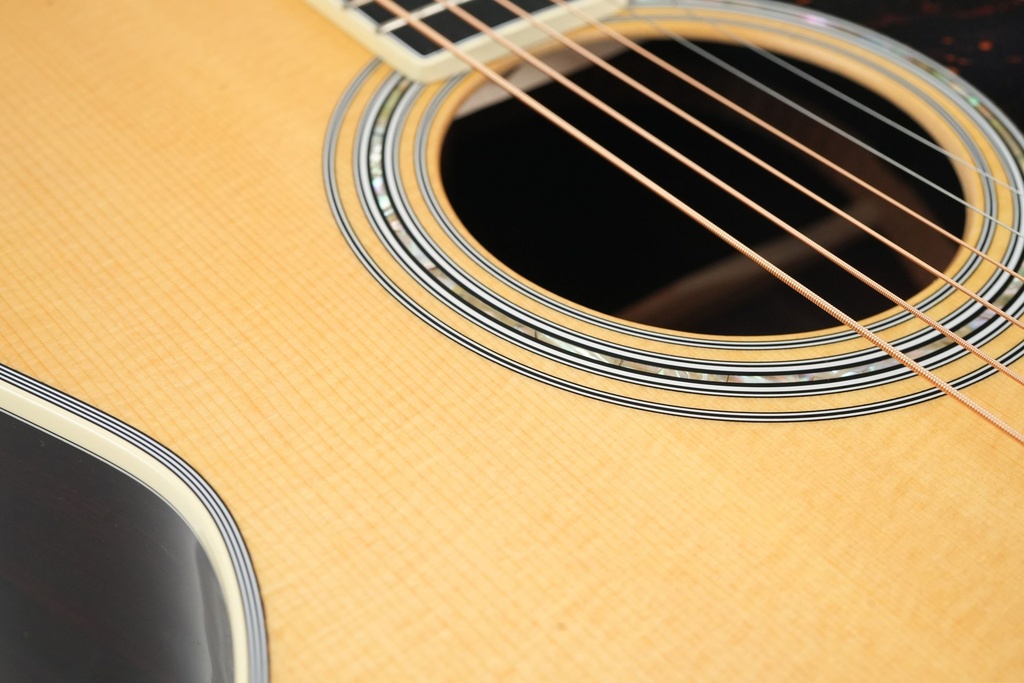 Martin J40 Rosewood Spruce Refresh 2024-11.jpg