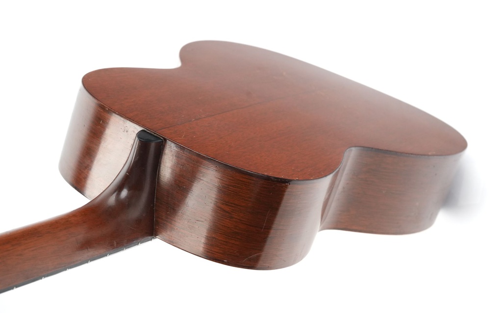 Martin 00018 Mahogany Spruce 1926-9.jpg