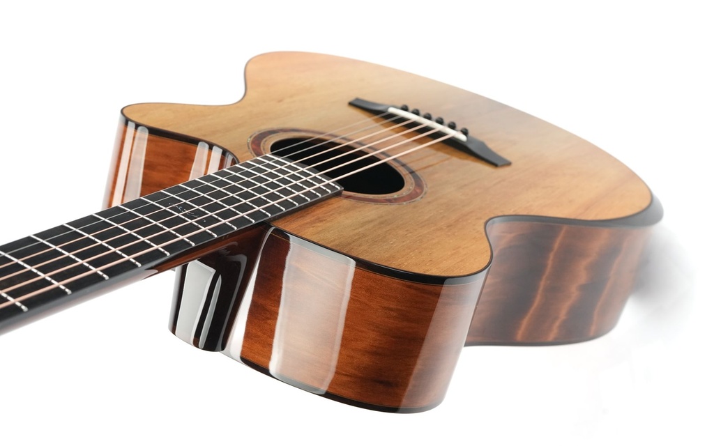 Laurie Williams Old Man River Kauri-8.jpg