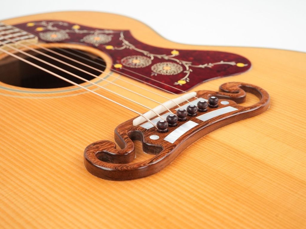 Gibson SJ200 True Vintage VOS Natural 2008-10.jpg