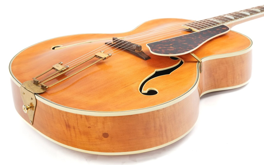 Epiphone Deluxe 1938-11.jpg