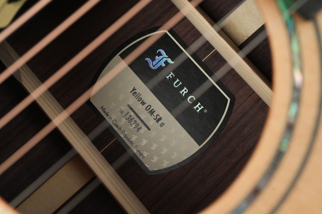 Furch Yellow OM-SR a Spruce Rosewood Anthem-10.jpg