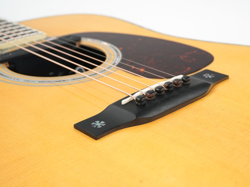 Martin D42 Standard Refresh 2025-10.jpg