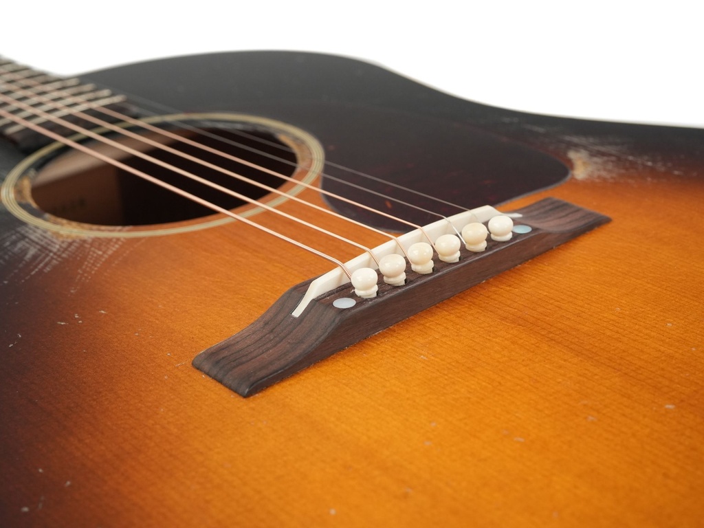 Gibson 1942 Banner J45 Murphy Lab Heavy Aged-10.jpg