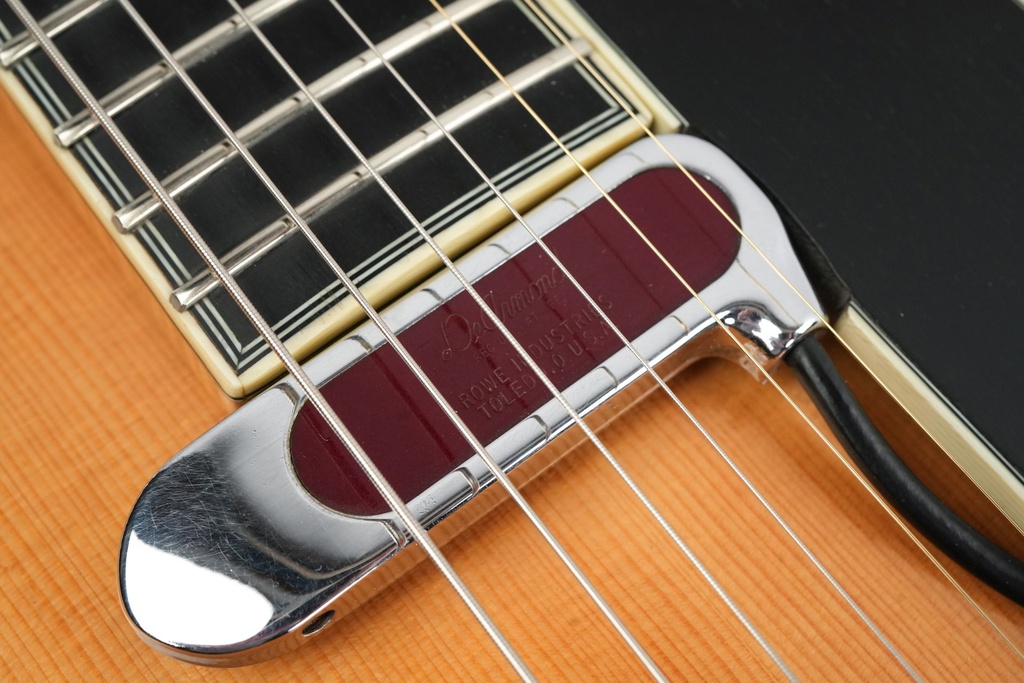 Elferink Archtop Spruce Flamed Maple Natural 1996-11.jpg