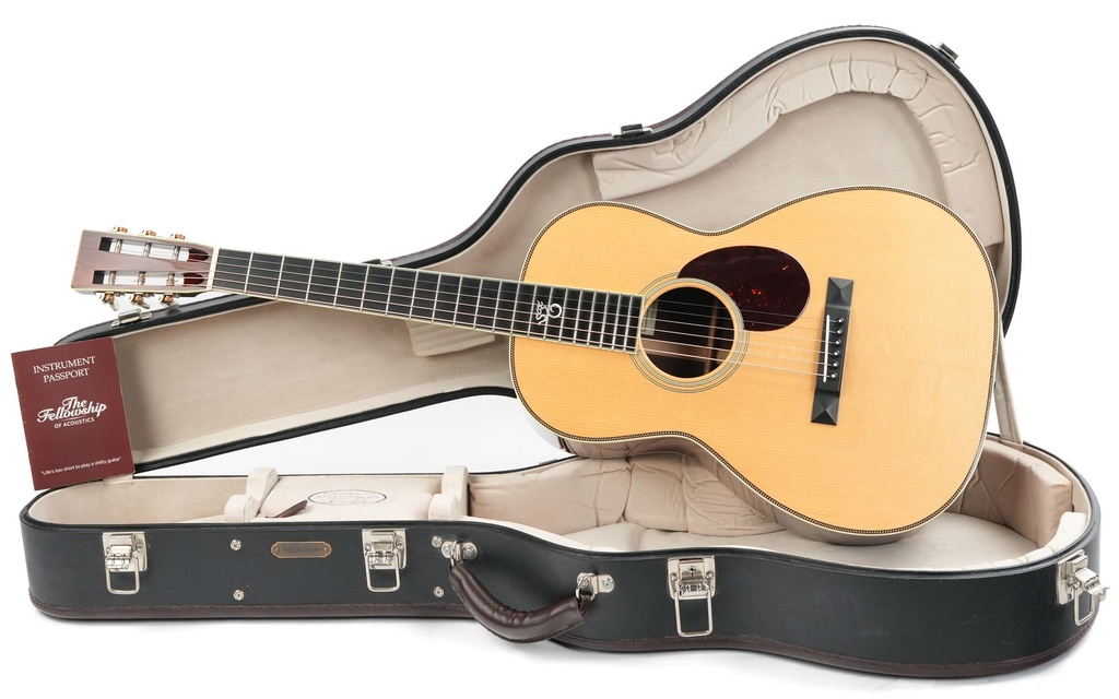 Santa Cruz OO Eric Skye Cocobolo Adirondack Spruce 2021.jpg