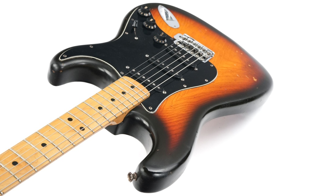 Fender Stratocaster Sunburst 1979-8.jpg
