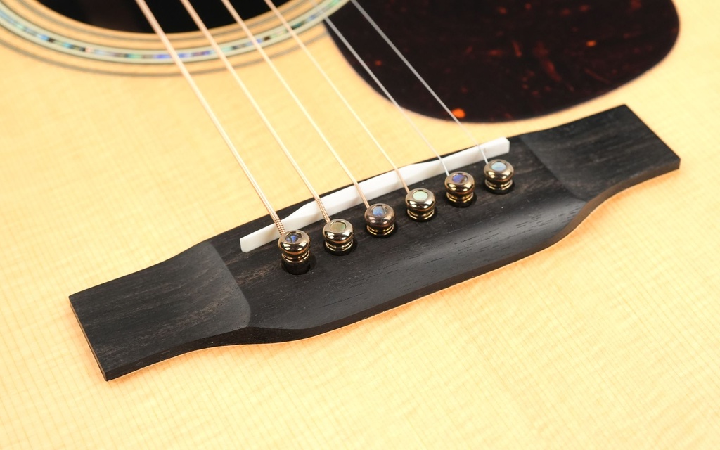Martin D45 Modern Deluxe 2023-10.jpg