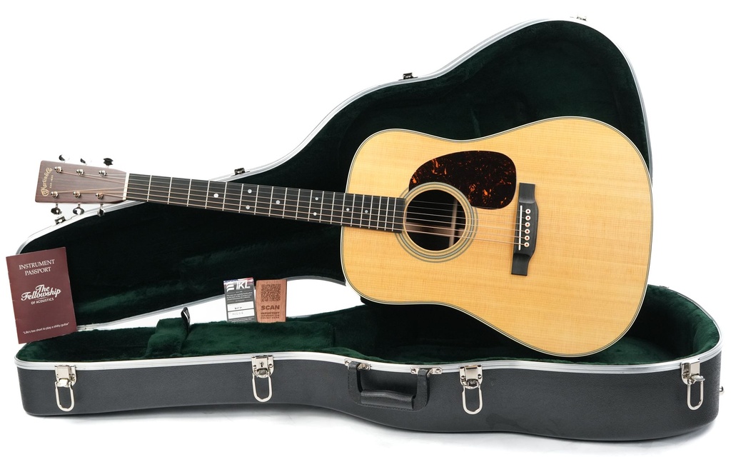 Martin D28 Standard Refresh Natural 2025.jpg